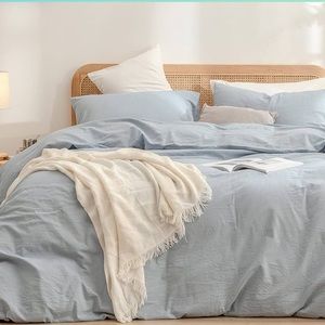 NWT Bestouch Duvet Cover Set Twin Size Color Cornflower